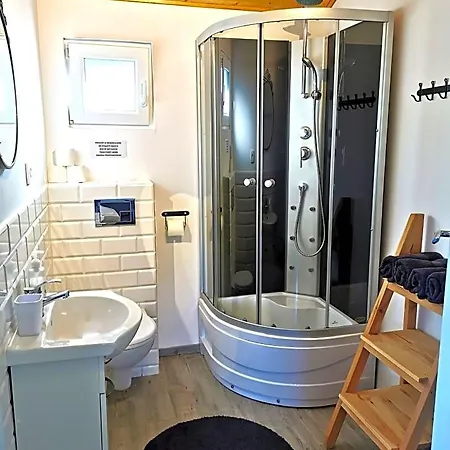 Strumyk Marzen Lodge Mikołajki